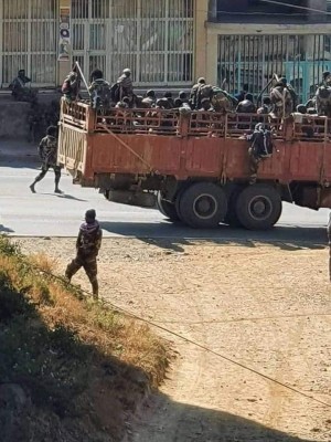eritrean-soldiers-in-mekelle.jpg